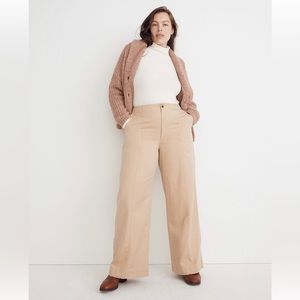 Madewell seamed Khaki pants